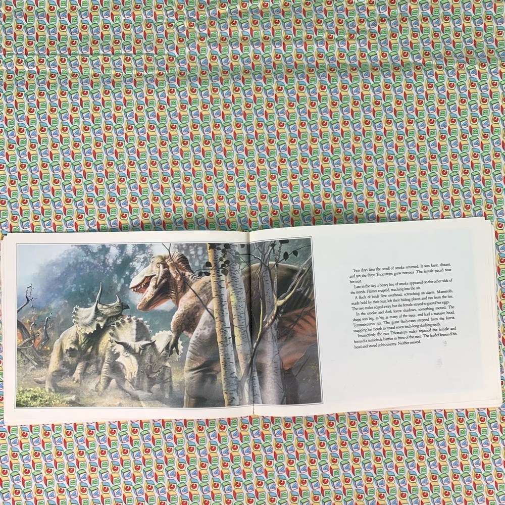 Three Dinosaur Books and Puzzles for Kids. - Picture 14 of 14
